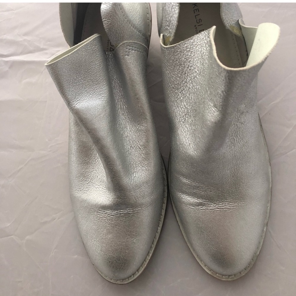 Leather Silver Ankle Boot. - image 2